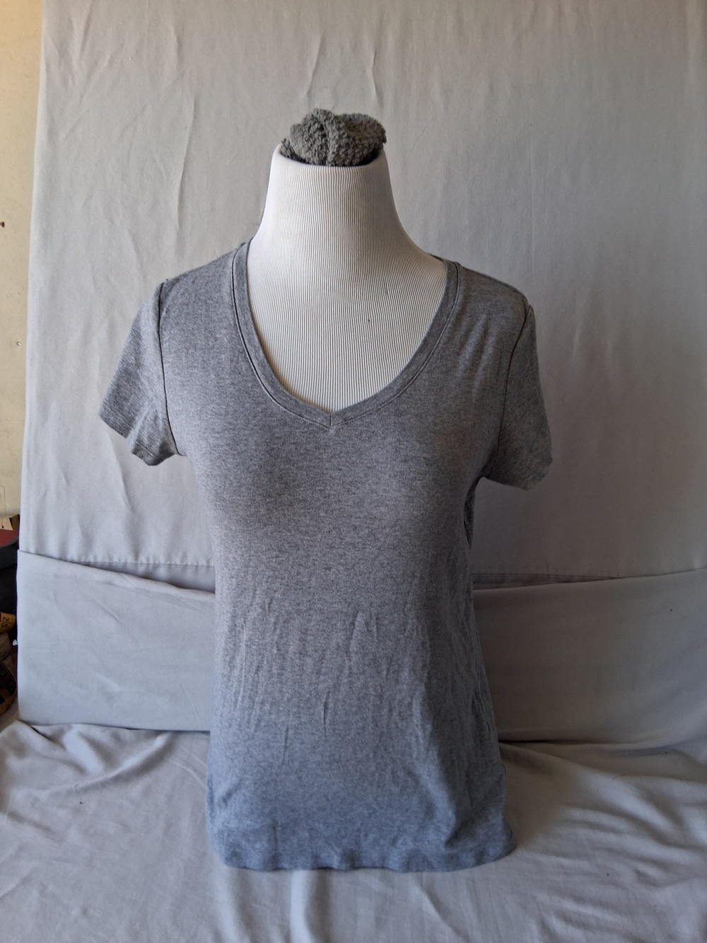 Women's Uni QLO Short Sleeve Scoop Neck T-shirt : Grey : Size Medium